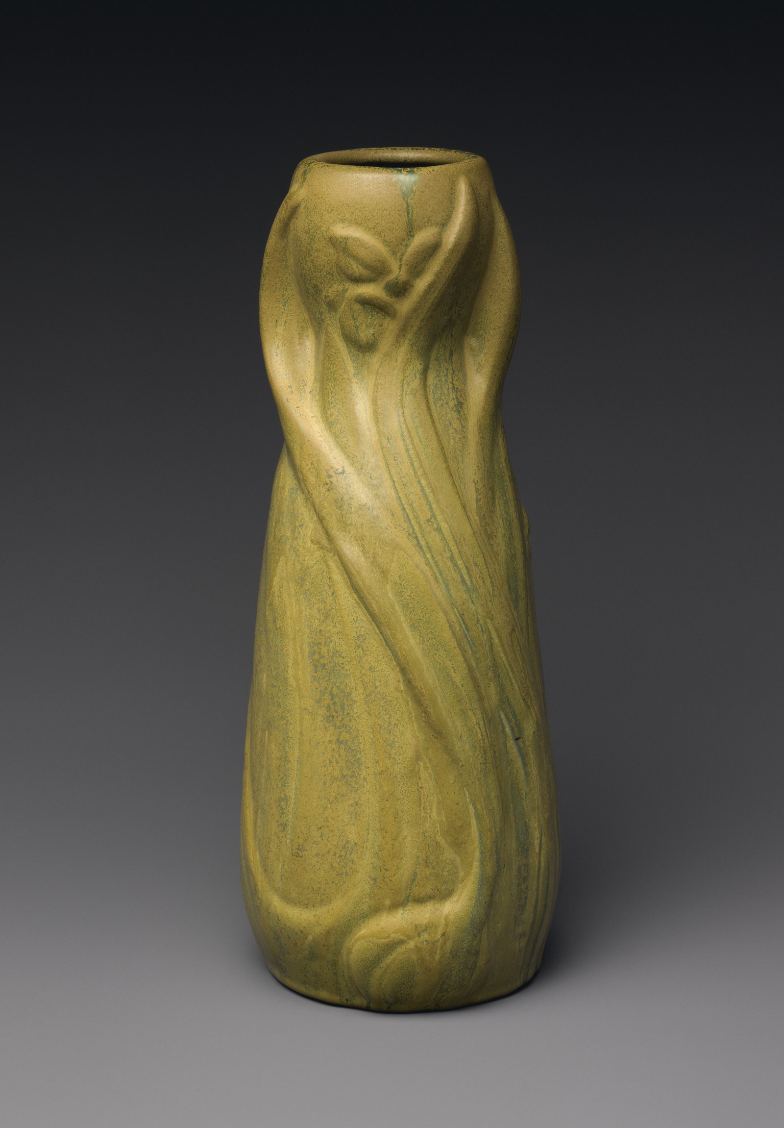 Daffodils Vase (1902)