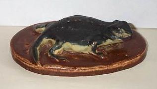 Van Briggle horned toad paperweight, teens era